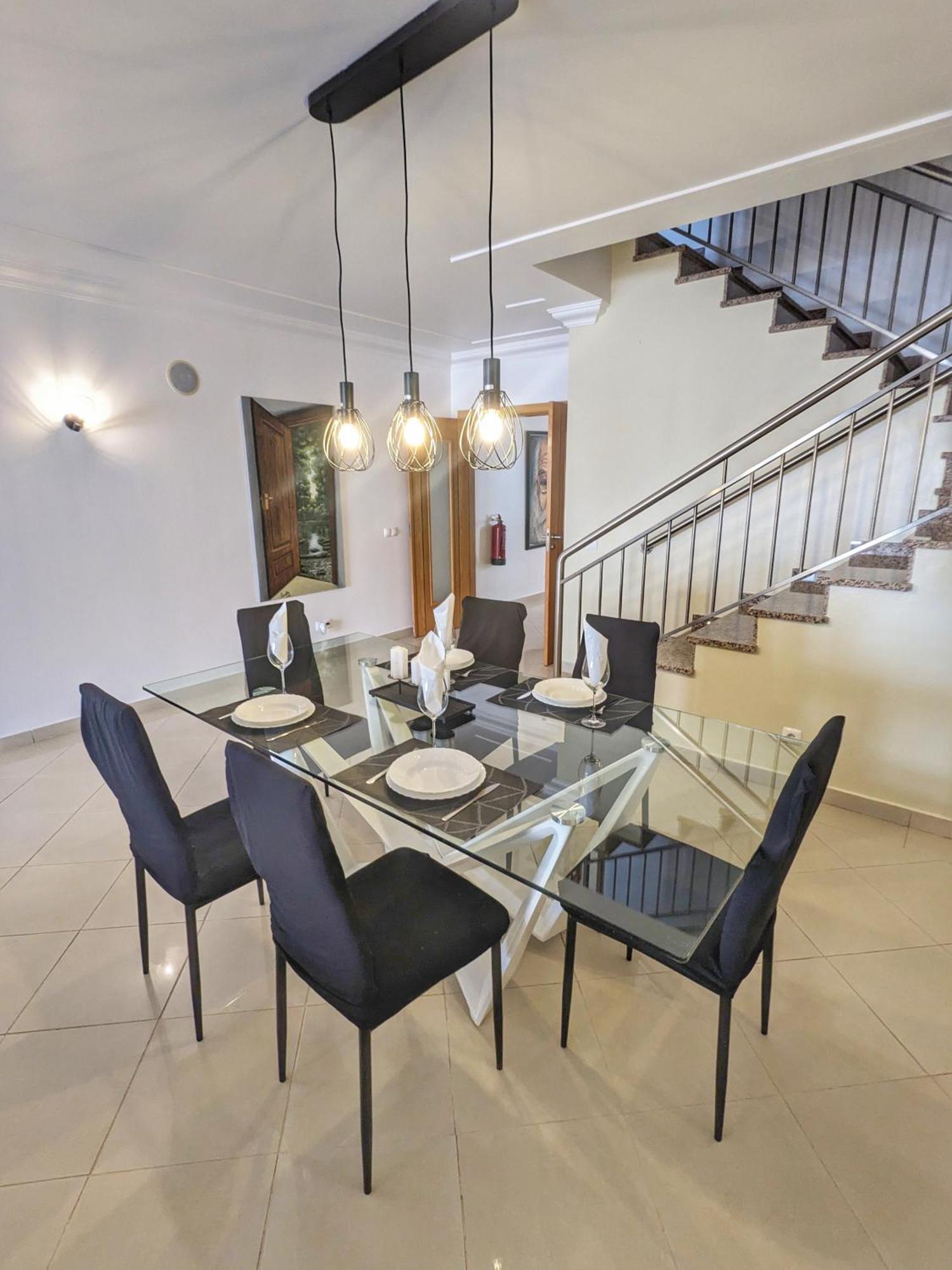 Farm Village- Townhouse 2 Mins From Old Town 阿尔布费拉 外观 照片